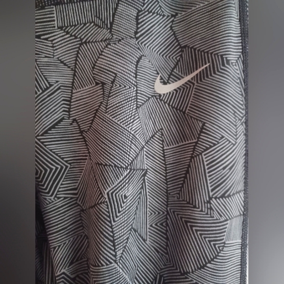 Nike Dri Fit XS working running leggings - Picture 4 of 10